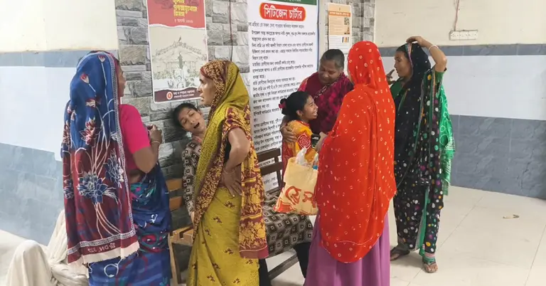 হাসপাতালে নিহত শিশুর স্বজনদের আহাজারি